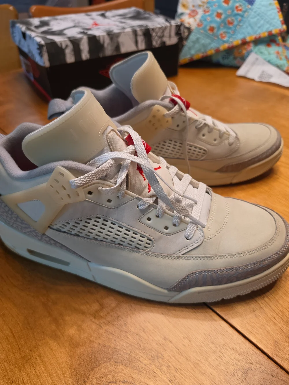 Air Jordan Men’s Spizike Mid-Top Sneakers in Light Gray with Red Logo Size 13